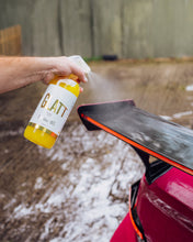 Cargar imagen en el visor de la galería, Protector y Abrillantador Post Lavado Glatt 1 lt