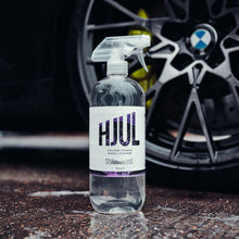 Cargar imagen en el visor de la galería, LIMPIADOR DE LLANTA HJUL 1L..